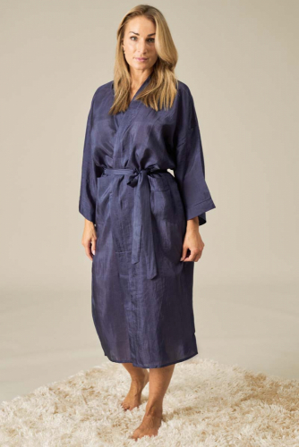 Silke Kimono, 10 momme, marineblå i gruppen Sovetøj / Silkekimono hos Sleep in Silk (101-3)